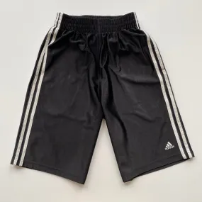 Adidas shorts (S)