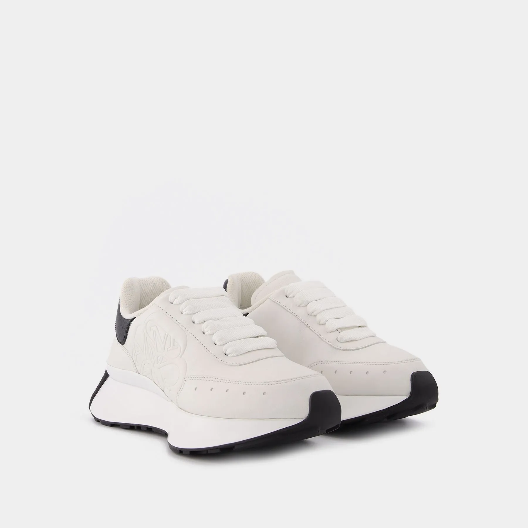 Alexander McQueen  Oversized Sneakers - Alexander Mcqueen - White/Black - Leather