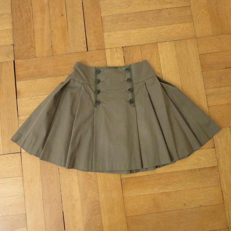       Army green pleated skirt    