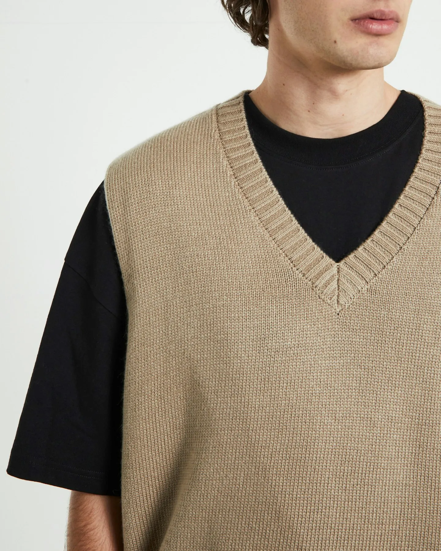 Arvust Sunday Box Knit Vest - Tan | SurfStitch