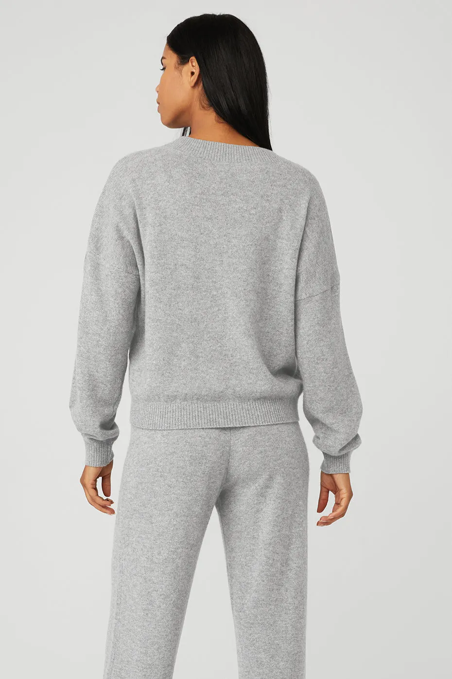 Cashmere Jet Set V-Neck Pullover - Dove Grey Heather