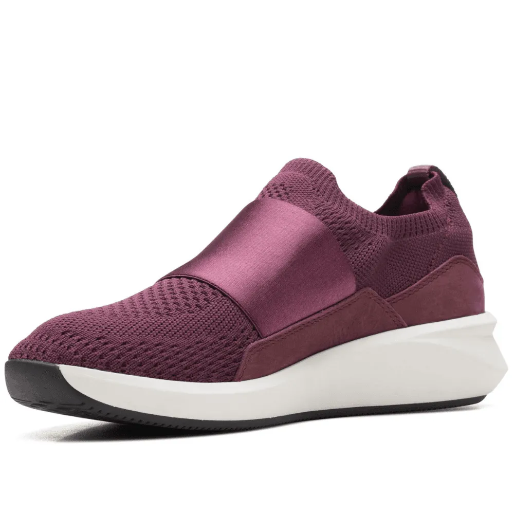 Clarks Ladies Burgundy Un Rio Knit Trainers