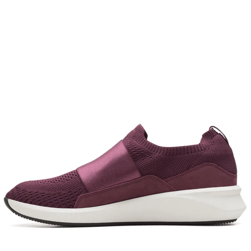 Clarks Ladies Burgundy Un Rio Knit Trainers