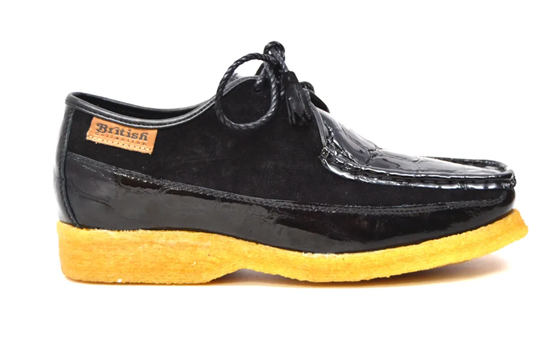 Crown Croc & Suede: Stylish and Comfortable Lace-Up Shoes