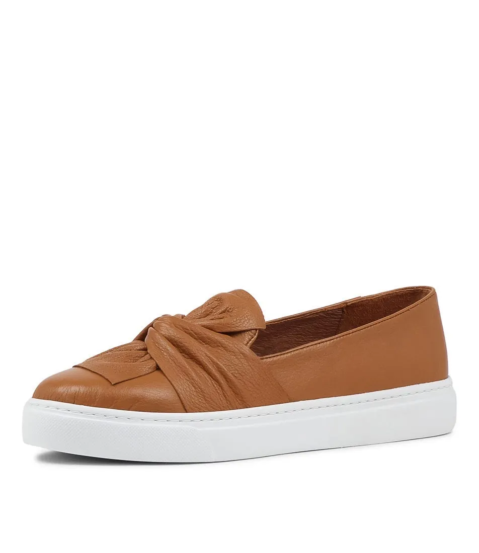 DIANA FERRARI Onisa Dark Tan Leather Sneakers