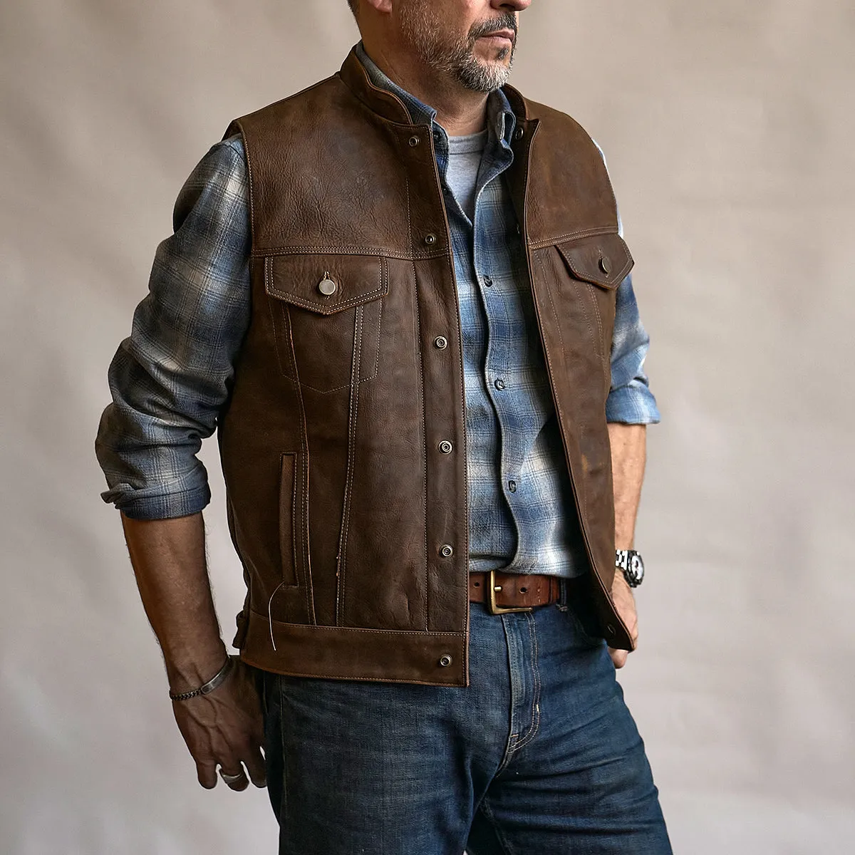 Indy Bison Dean Vest No.21 | Charcoal