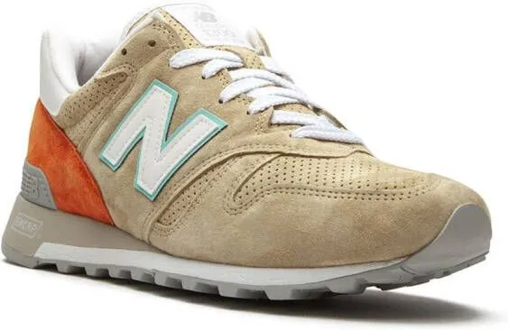 New Balance M1300 