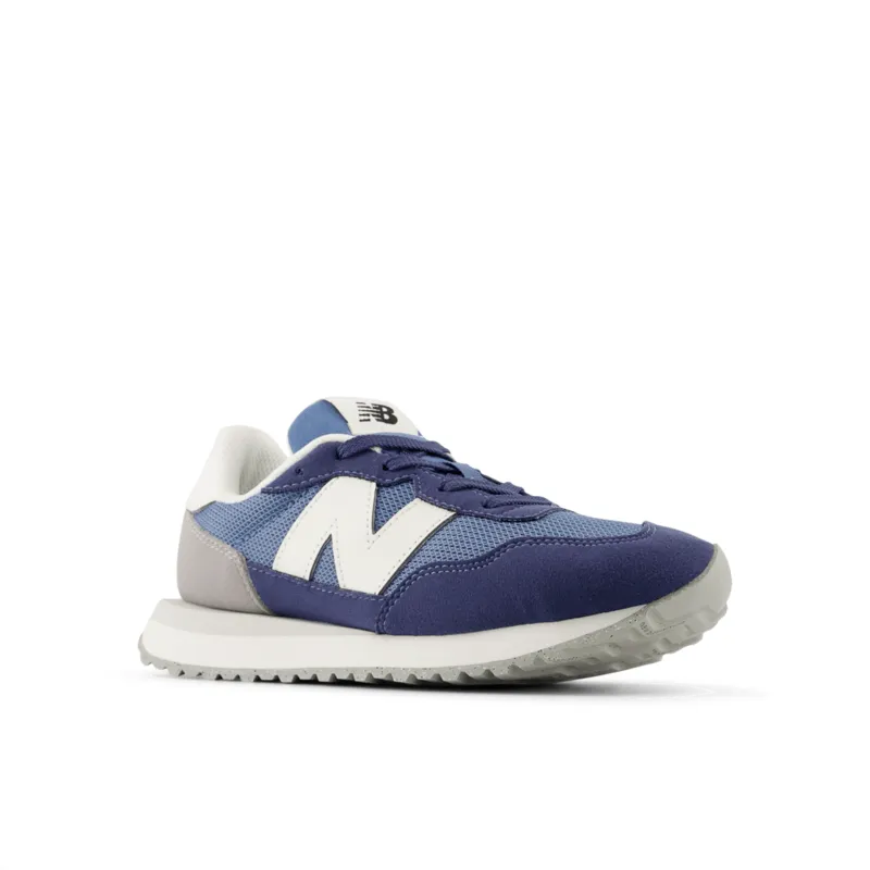 New Balance Youth 237 Walking Shoe - GS237LBW