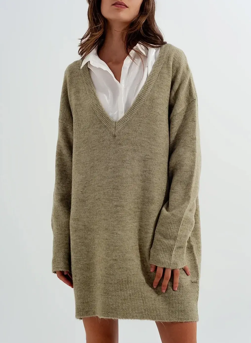 OVERSIZED V-NECK JUMPER