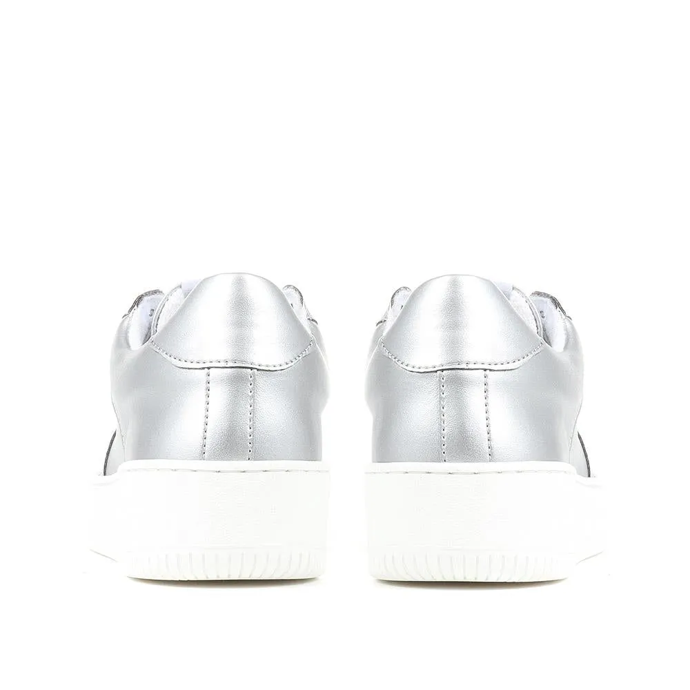 Tabbee Apple Leather Trainers - TABBEE / 323 517